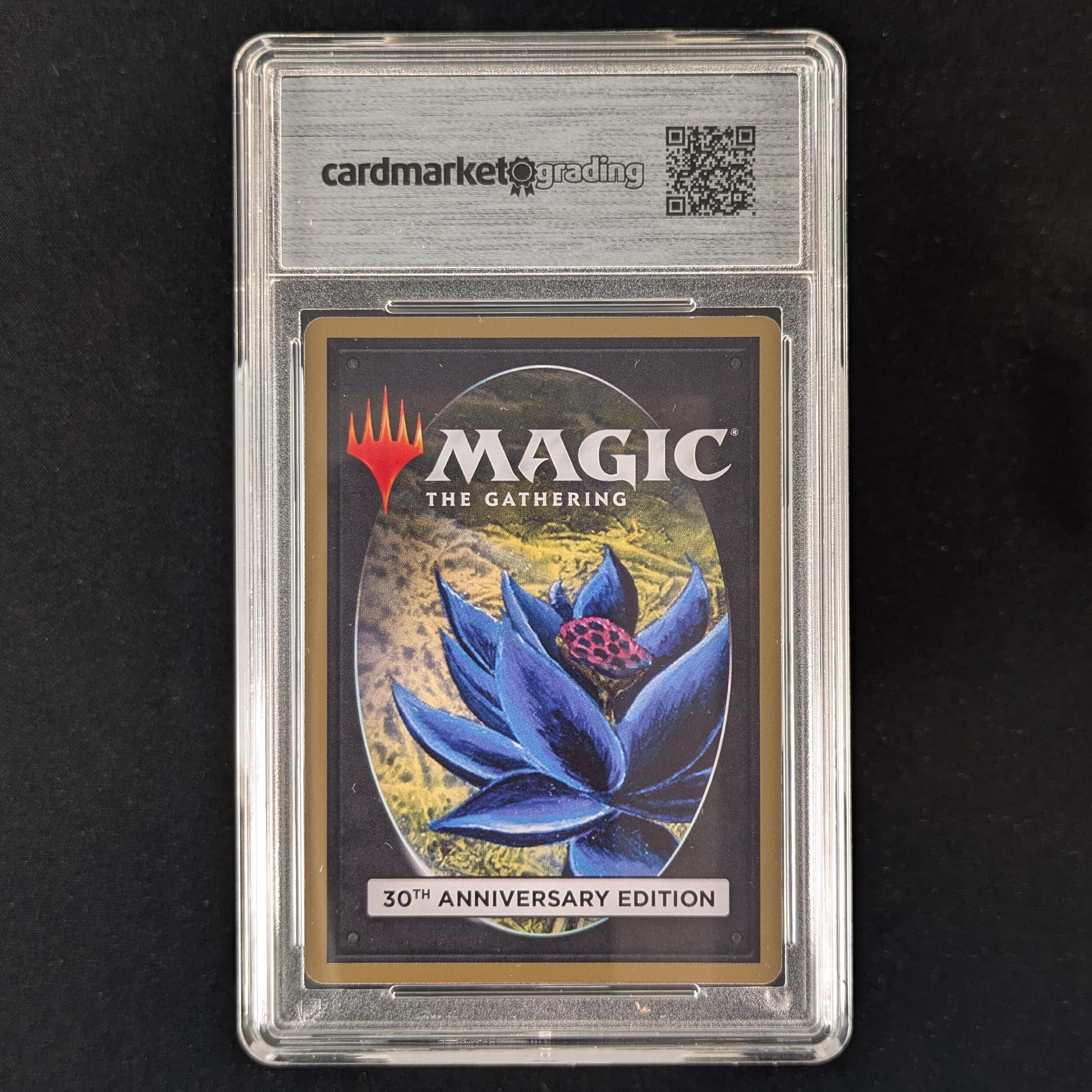 MTG Singles - White Knight (Retro Frame) - 30th Anniversary Edition - CMG 9.5 -