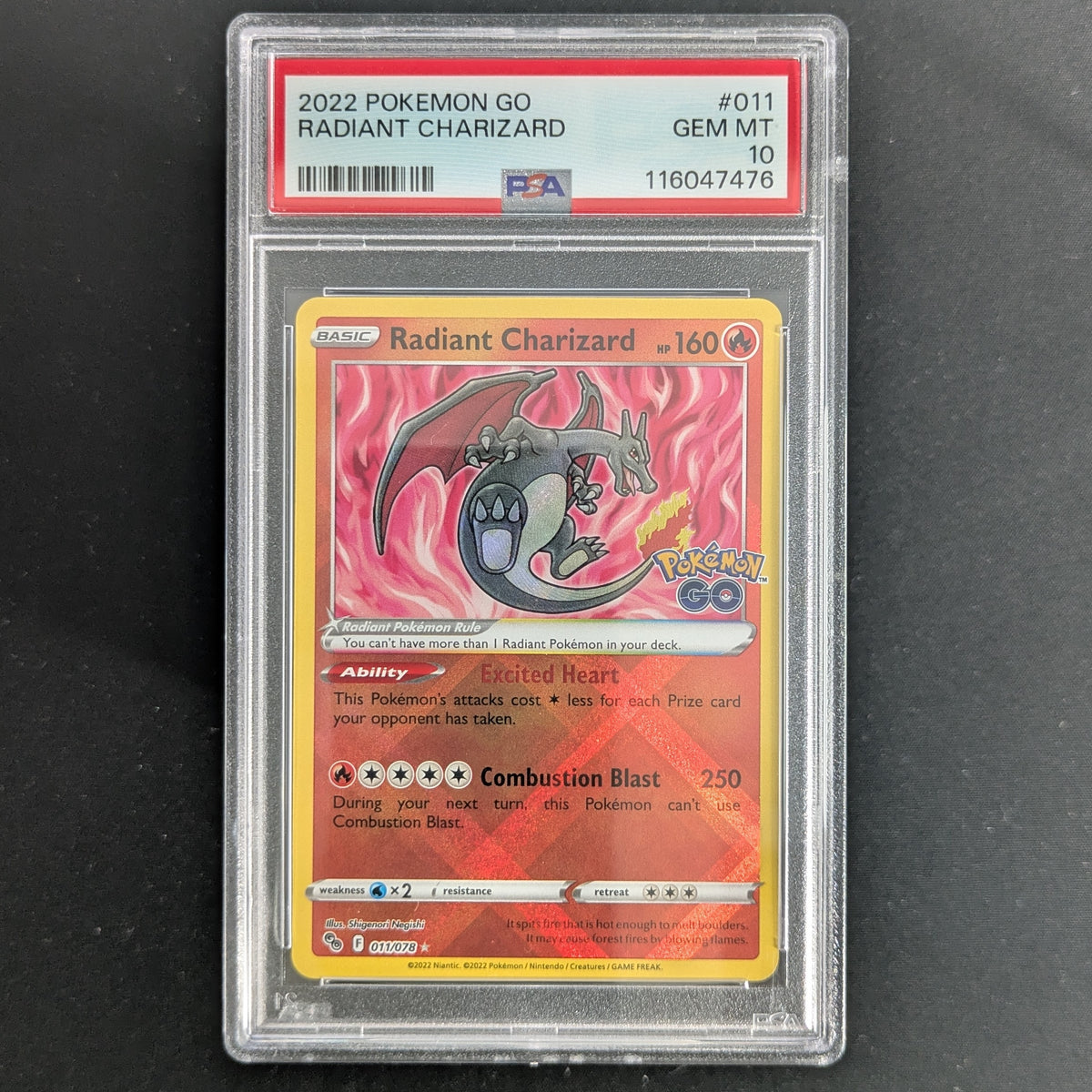 Radiant Charizard (PGO 11) - Pokémon GO - English - PSA 10