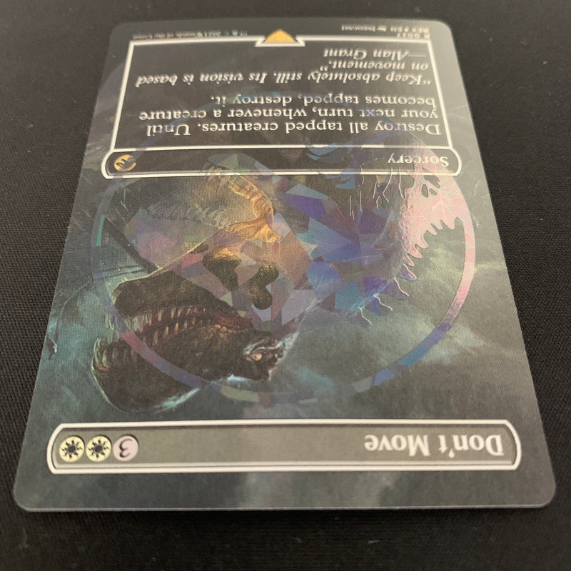 [FOIL] Don't Move (Emblem Foil) - Universes Beyond: Jurassic World Collection - NM