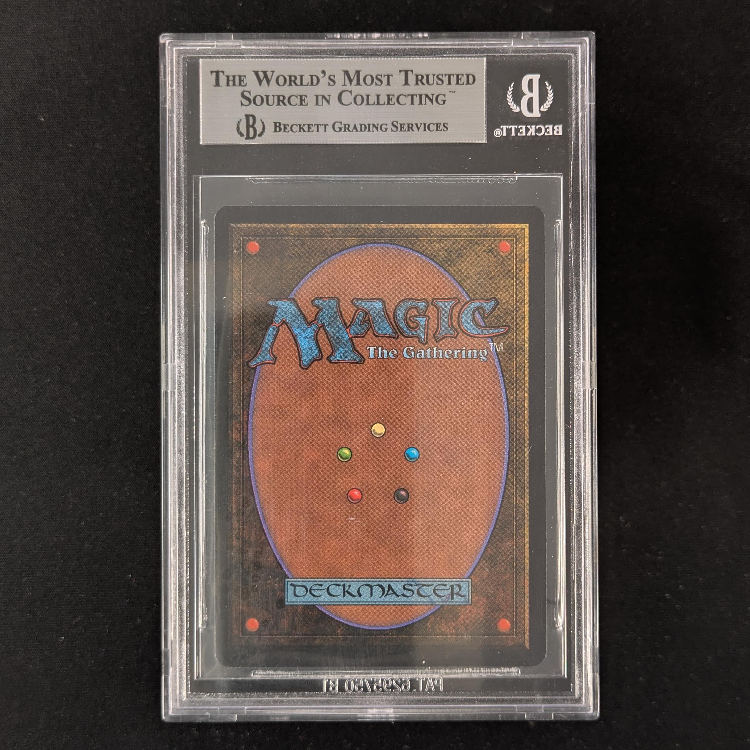 MTG Singles - Holy Strength - Beta - BGS 9, SIGNED SLAB - 