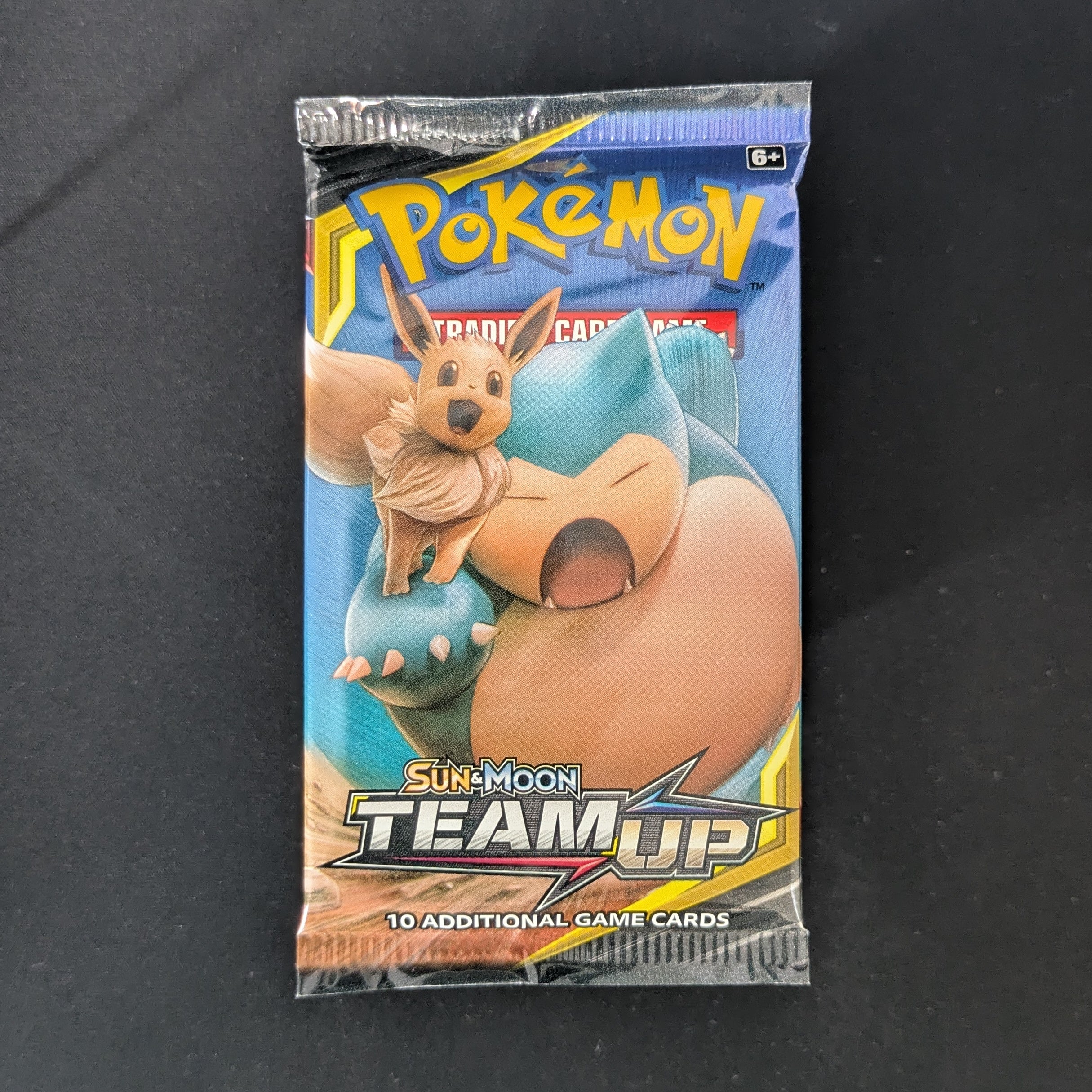 Booster - Team Up - English - Sealed - Eevee & Snorlax