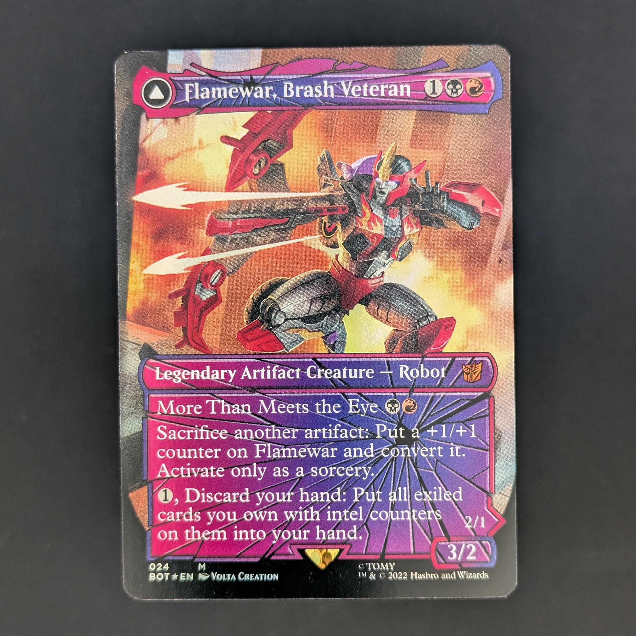 [FOIL] Flamewar, Brash Veteran (Shattered Glass) - Universes Beyond: Transformers - English - NM