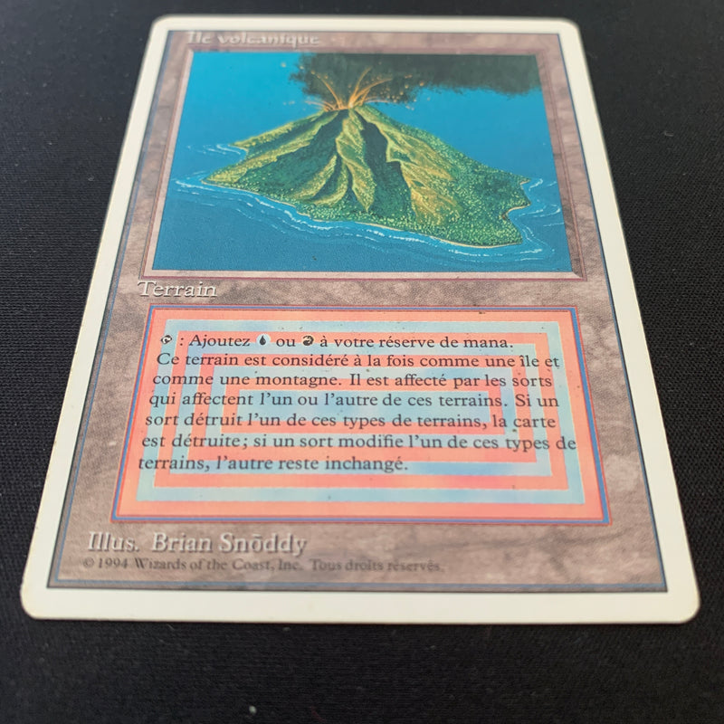 Magic the Gathering Volcanic Island - Foreign White Bordered - French 