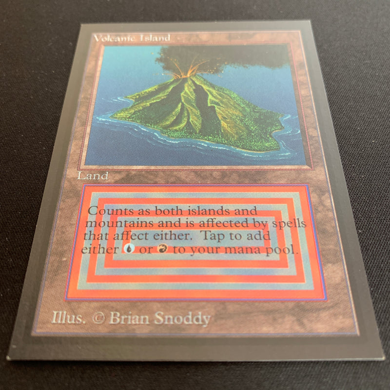 Magic the Gathering Volcanic Island - International Edition 