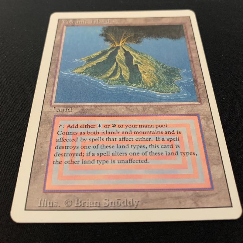 Magic the Gathering Volcanic Island - Revised 