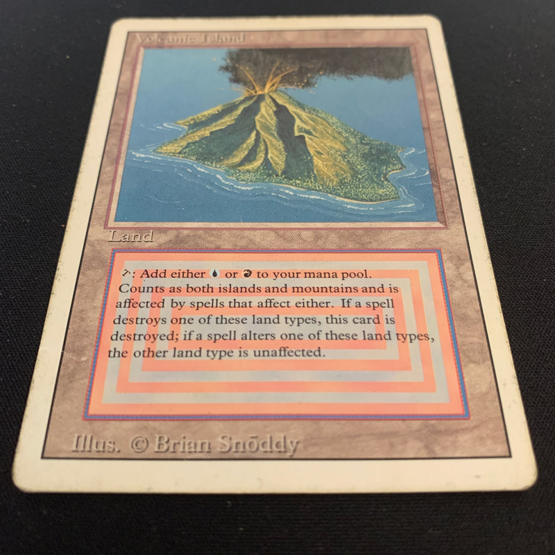 Magic the Gathering Volcanic Island - Revised 