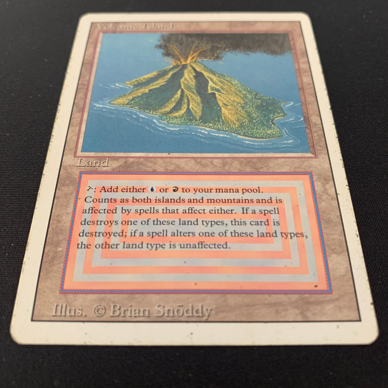 Magic the Gathering Volcanic Island - Revised 