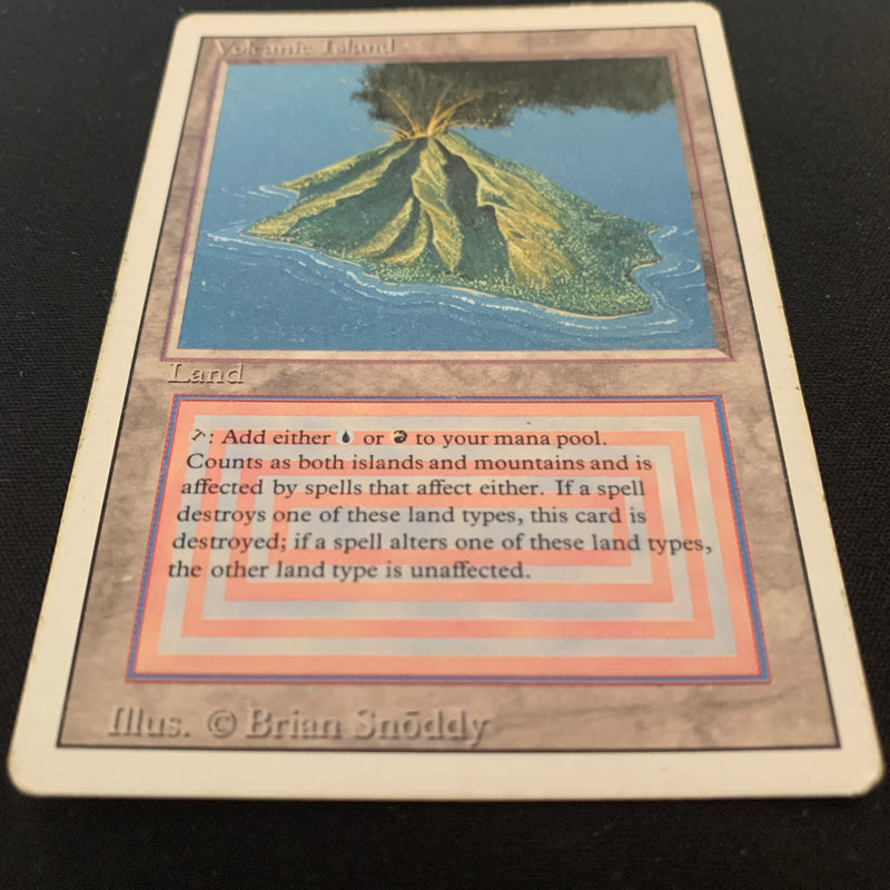 Magic the Gathering Volcanic Island - Revised 