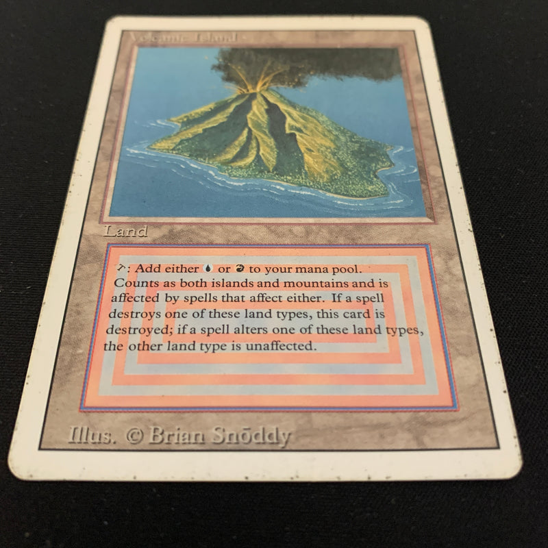 Magic the Gathering Volcanic Island - Revised 